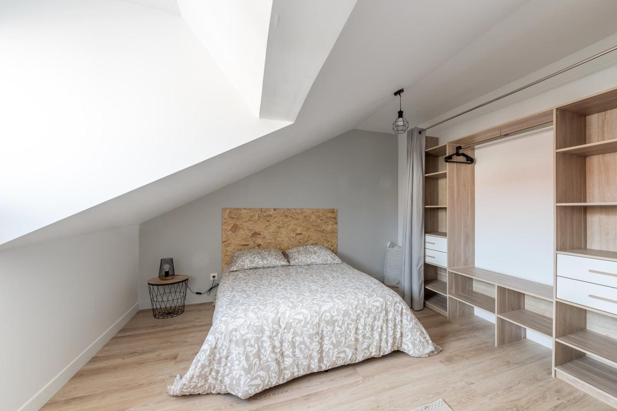 Villa Spacieuse 6 Ch/12 Personnes/ 6 Sdb Wc Privee Valenciennes