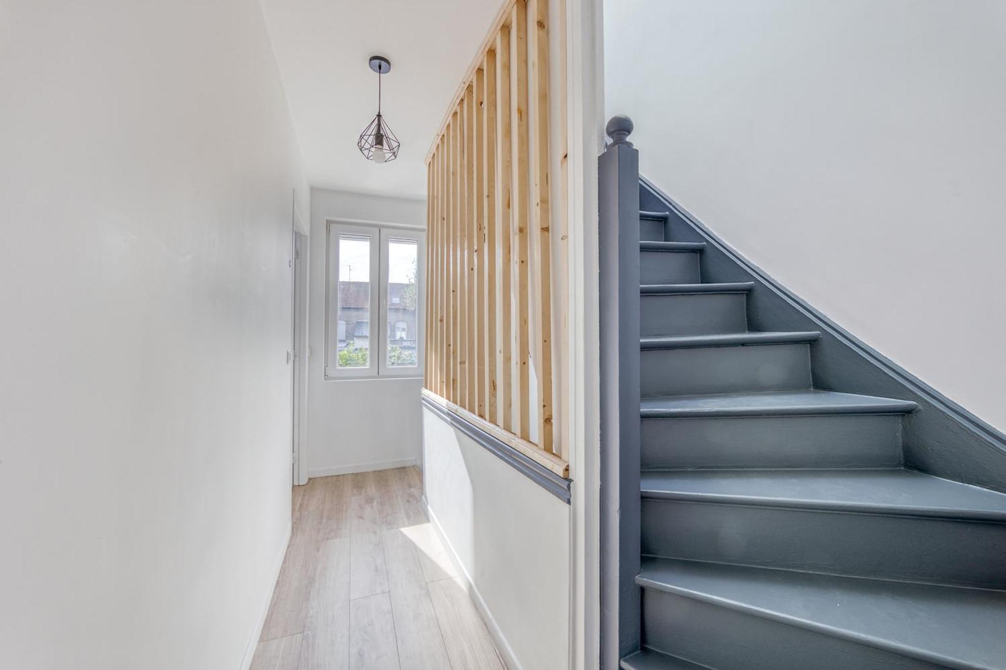 Villa Spacieuse 6 Ch/12 Personnes/ 6 Sdb Wc Privee Valenciennes