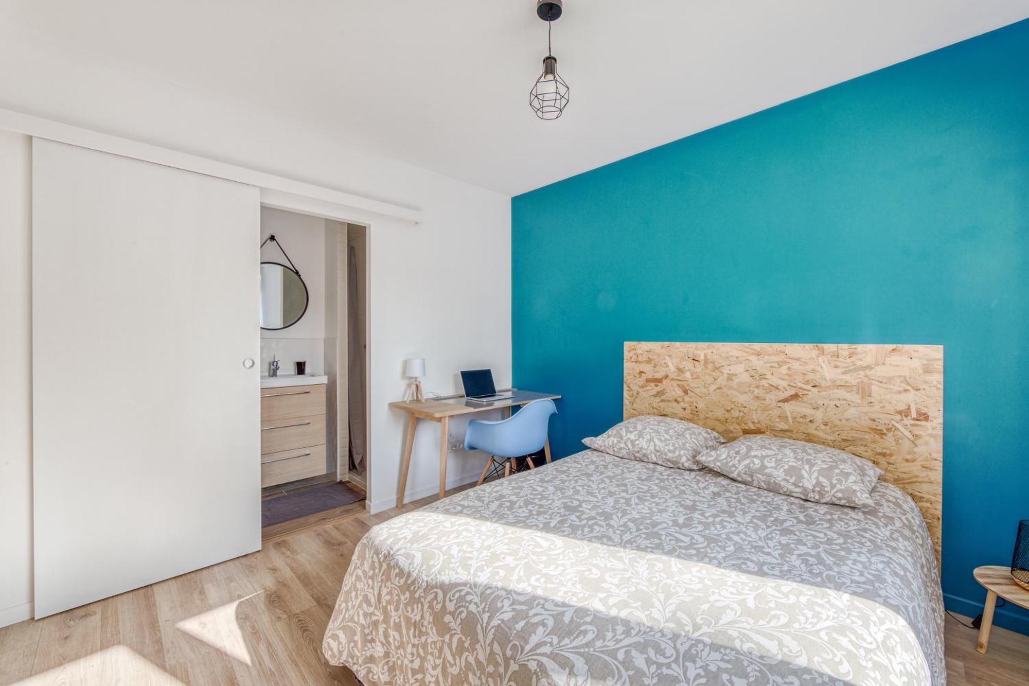 Spacieuse 6 Ch/12 Personnes/ 6 Sdb Wc Privee * Valenciennes