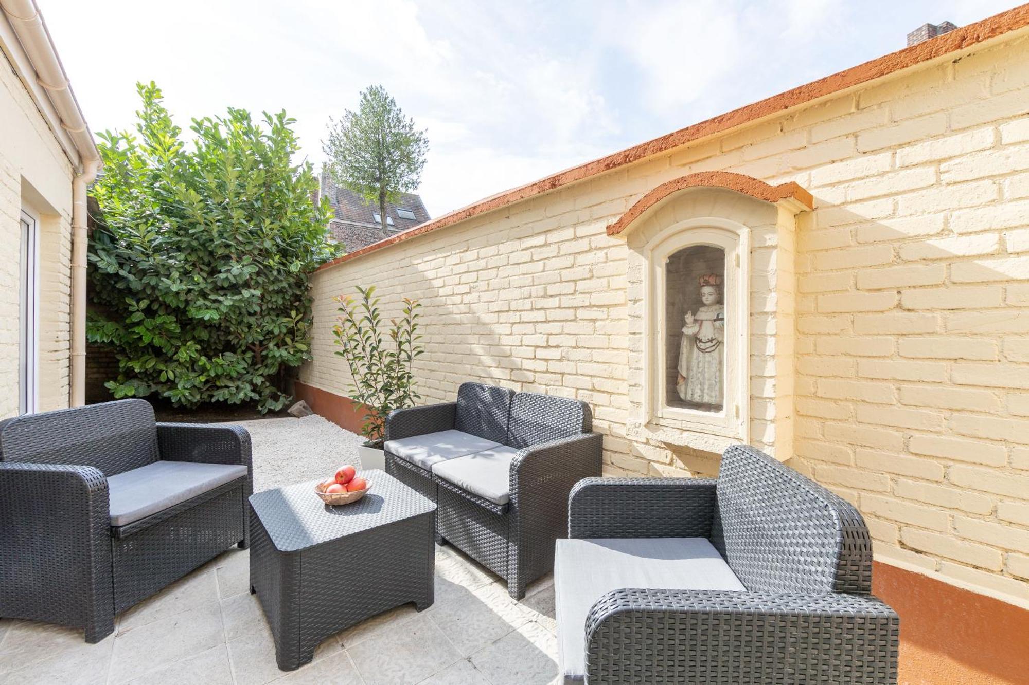 Spacieuse 6 Ch/12 Personnes/ 6 Sdb Wc Privee Villa Valenciennes